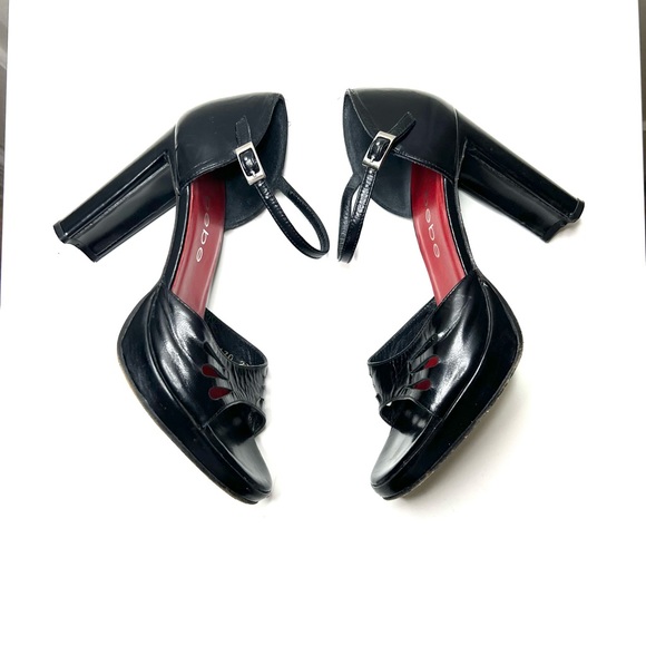 Bebe Y2K Strappy Leather Open toe Heels size 6 - Picture 4 of 12